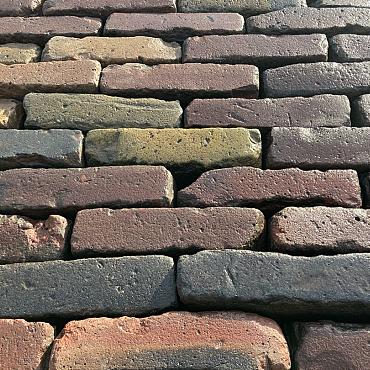 V49, Oude Gebakken Klinkers, Waalformaat, Genuanceerd