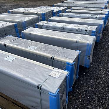 Zware opsluitbanden, traptreden 150x33-35x15cm, ca. 160m1