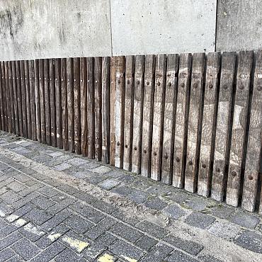 Hardhouten hekken, stalroosters, afrastering, tuin of weide omheining