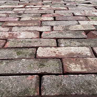 P074, Oude Gebakken Klinkers, Vierlingen, Rood-Bruin