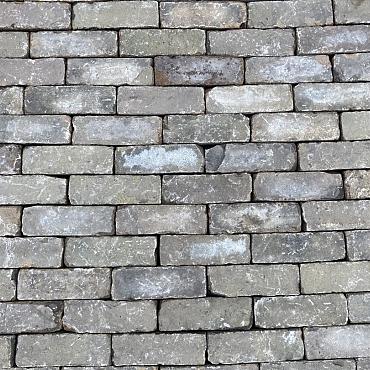 V28, Oude Gebakken Klinkers, Dikformaat, Geel-Brons