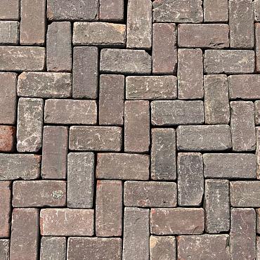 P019 Oude gebakken klinkers, Keiformaat rood-paars op pallet