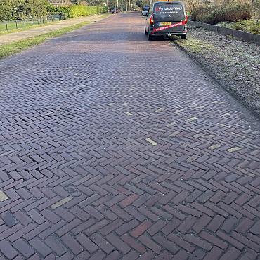 WUF Oude gebakken klinkers, Dikformaat rood-paars genuanceerd