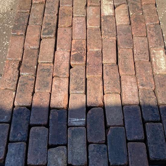 Oude Gebakken Klinkers, Keiformaat, Rood-Bruin