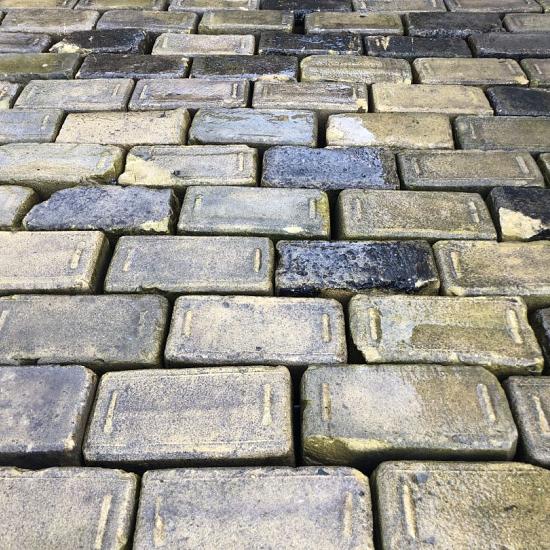 SBV06, Oude Gebakken Klinkers, Keiformaat, Geel-Brons, ob