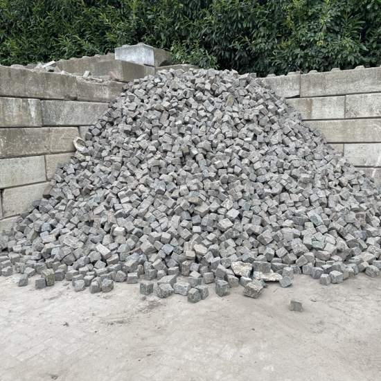 SBP21, Natuursteenkeien, kasseien, Basalt, graniet, 10x10x10 in bigbag