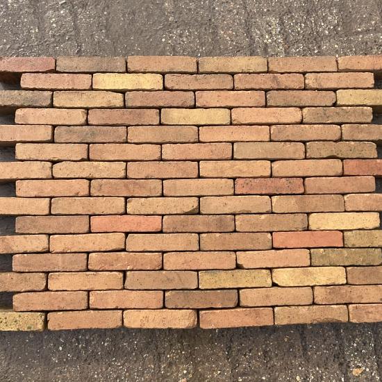 P022, Oude Gebakken Klinkers, Waalformaat, Okergeel