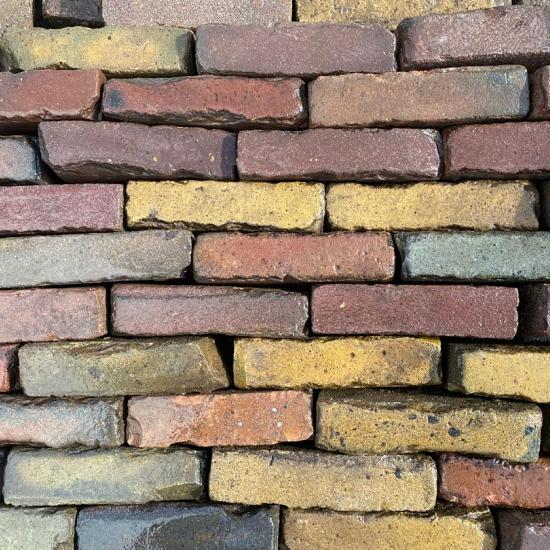 P028, Oude Gebakken Klinkers, Waalformaat, Genuanceerd
