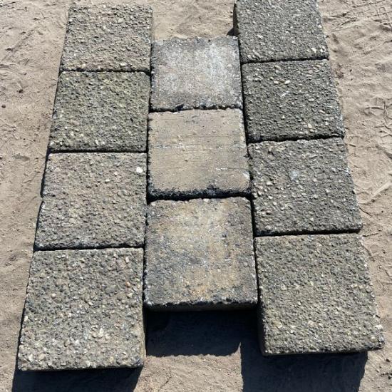 WZu (1), Gebruikte Betonklinkers, Dubbelklinkers, Antraciet/Heide 8cm