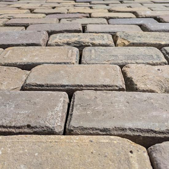 V42, Oude Gebakken Klinkers, Keiformaat, Genuanceerd