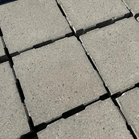 SBP28, Gebruikte Beton Tegels, 30x30x5cm, Grijs, Waterpasserend