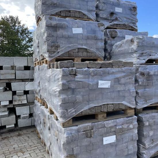 SBP34, Oude Gebakken Klinkers, Keiformaat, Rood-Bruin