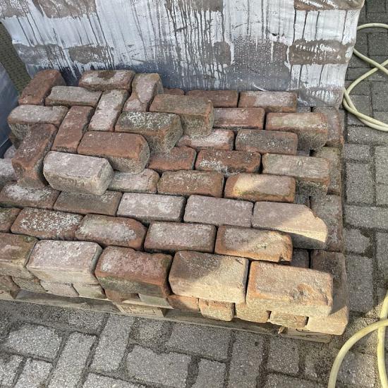 SBP41, Oude Gebakken Klinkers, Keiformaat, Rood-Bruin