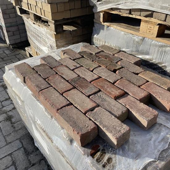 SBP38, Oude Gebakken Klinkers,Plat-Keiformaat, Rood-Bruin