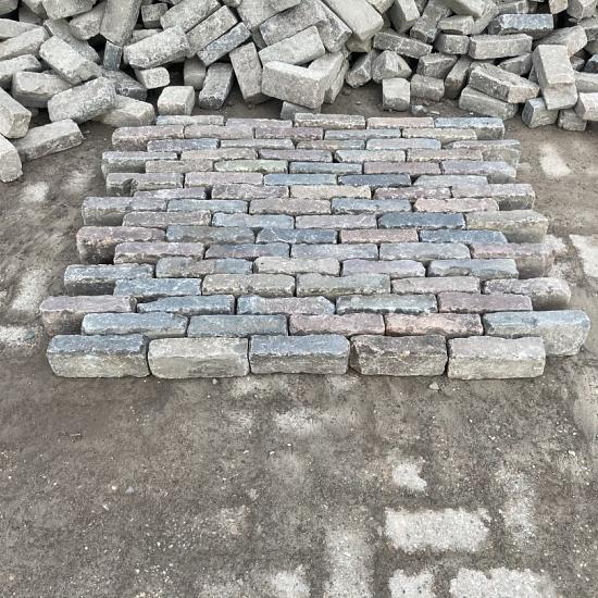 V13, Oude Gebakken Klinkers, Waalformaat, Rood-Bruin