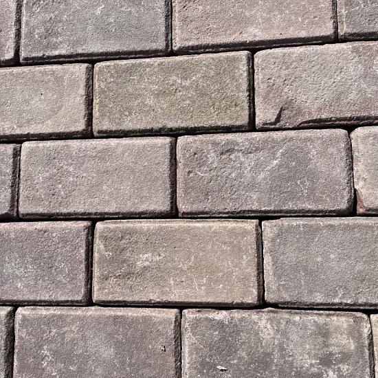 P012 Oude gebakken klinkers, Keiformaat op pallet