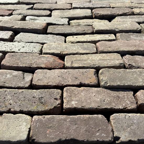 P039, Oude Gebakken Klinkers, Dikformaat, Genuanceerd