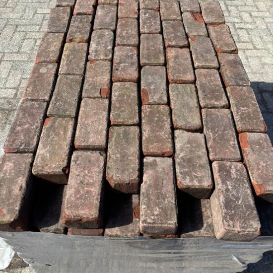 P014, Oude Gebakken Klinkers, Platkeiformaat, Rood-Bruin