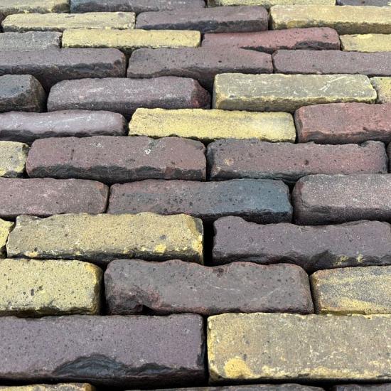 V02, Oude Gebakken Klinkers, Waalformaat, Genuanceerd