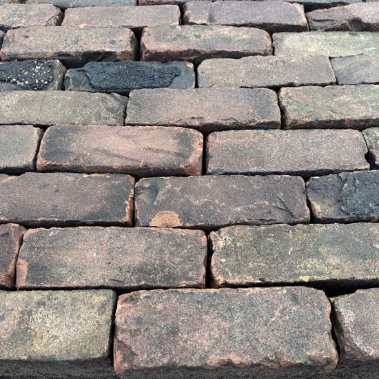 V29 Voorin, Oude Gebakken Klinkers, Dikformaat, Genuanceerd