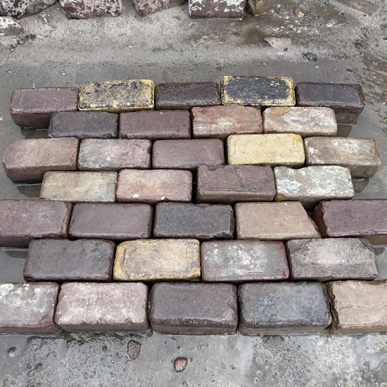 V47, Oude Gebakken Klinkers, Keiformaat, Genuanceerd ob