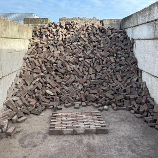 V55, Oude Gebakken Klinkers, Waalformaat, Genuanceerd