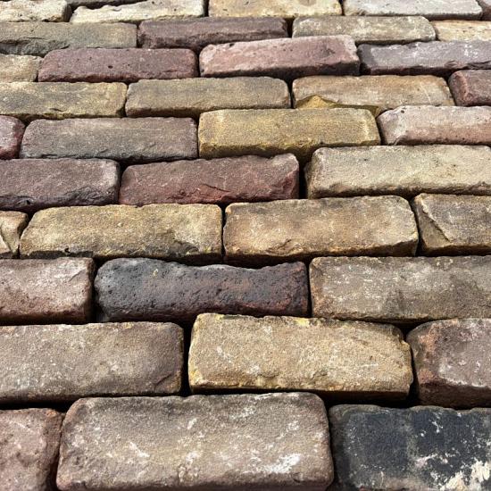 P021, Oude Gebakken Klinkers, Dikformaat, Genuanceerd