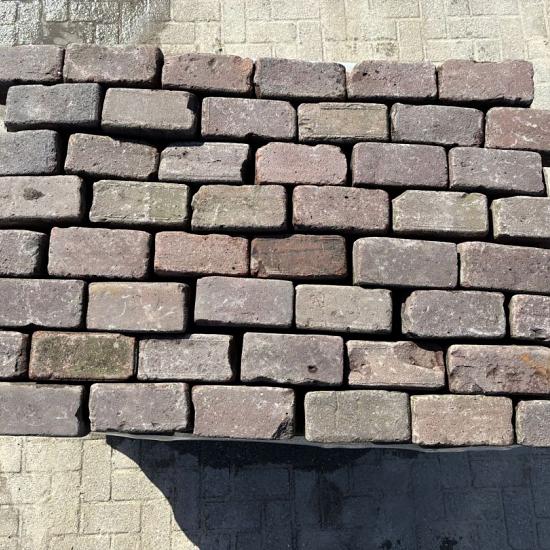 P035, Oude Gebakken Klinkers, Keiformaat, Rood-Paars