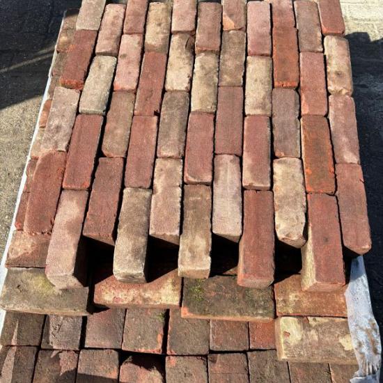 P045, Oude Gebakken Klinkers, Dikformaat, Rood-Bruin