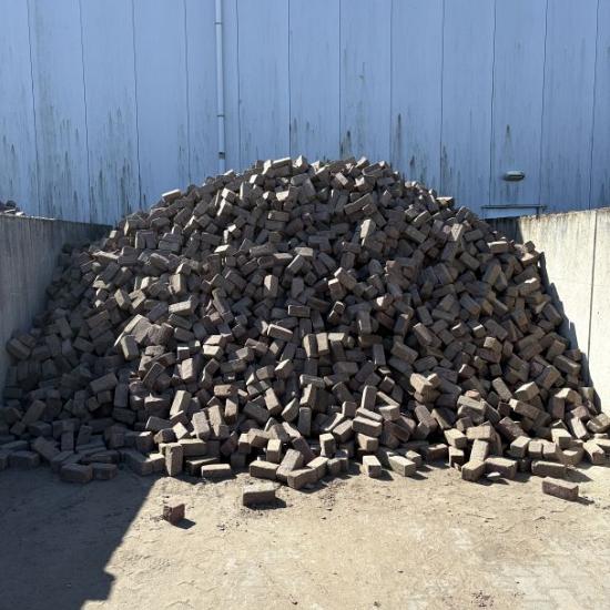 V40, Oude Gebakken Klinkers, keiformaat, Rood-Bruin