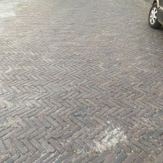 V63, Oude gebakken waaltjes, rood-paars gen.