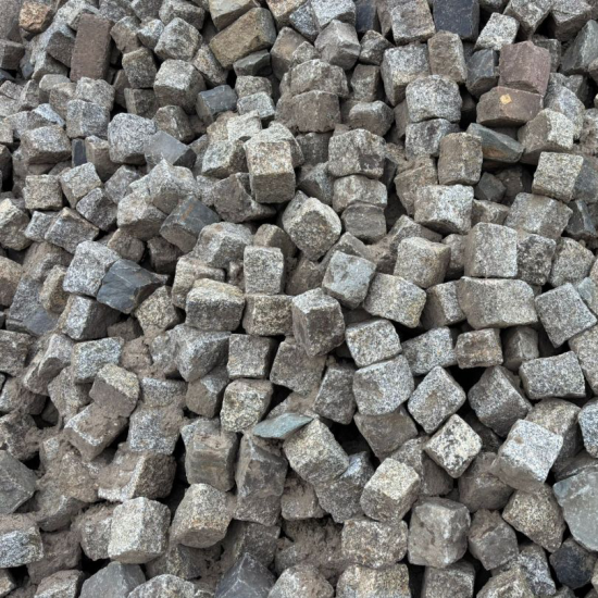 V66, Granietkeitjes, Natuursteenkeitjes, Portugees Graniet