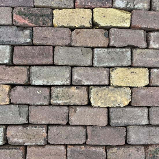V62, Oude gebakken klinkers, Keiformaat, Genuanceerd