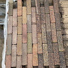 P055, Betonnen Waalformaat, Genuanceerd