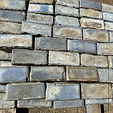 SBP03, ScoriaBricks op pallet