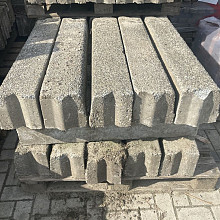 Gebruikte Trottoirbanden 18/20x16x100cm