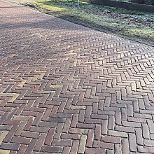 WUF Oude gebakken klinkers, Dikformaat rood-paars genuanceerd