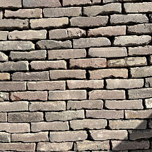 P004, SBP45 Oude gebakken klinkers, Waalformaat rood-paars op pallet