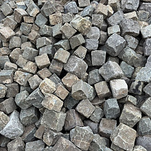 V19, Natuursteen, Genuanceerd